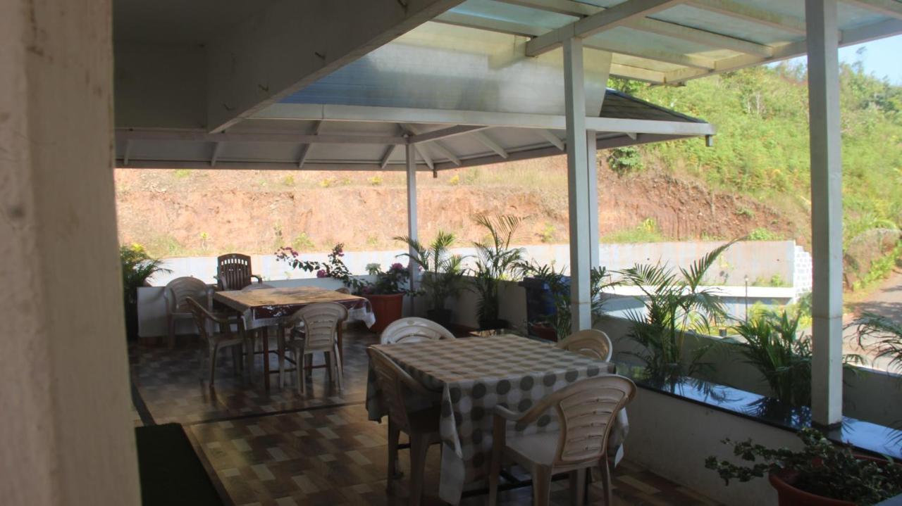 Kollanoor Guest House Madikeri Exterior foto